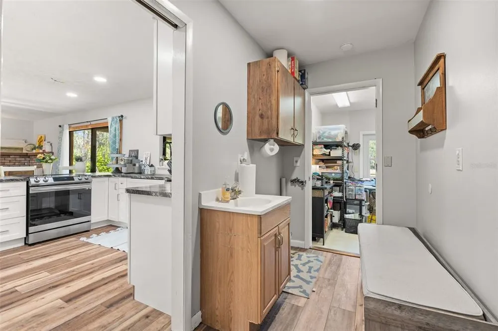 7605 Richardson Rd, Sarasota, FL 34240
