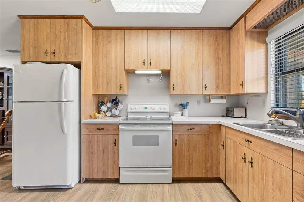 7605 Richardson Rd, Sarasota, FL 34240