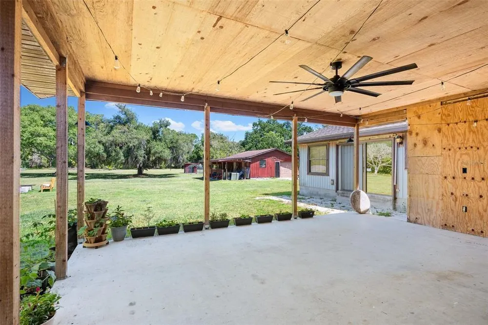 7605 Richardson Rd, Sarasota, FL 34240