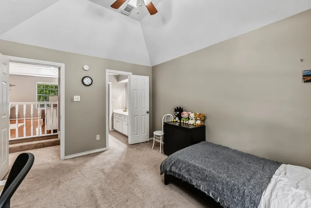 34 W Placid Hill Circle, The Woodlands, TX 77381