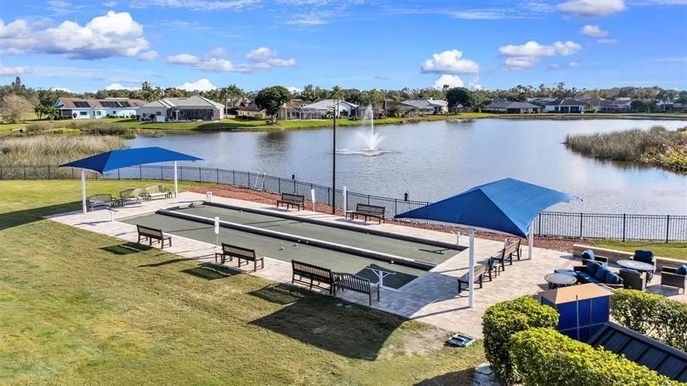 6611 Peach Tree Creek Rd, Bradenton, FL 34203