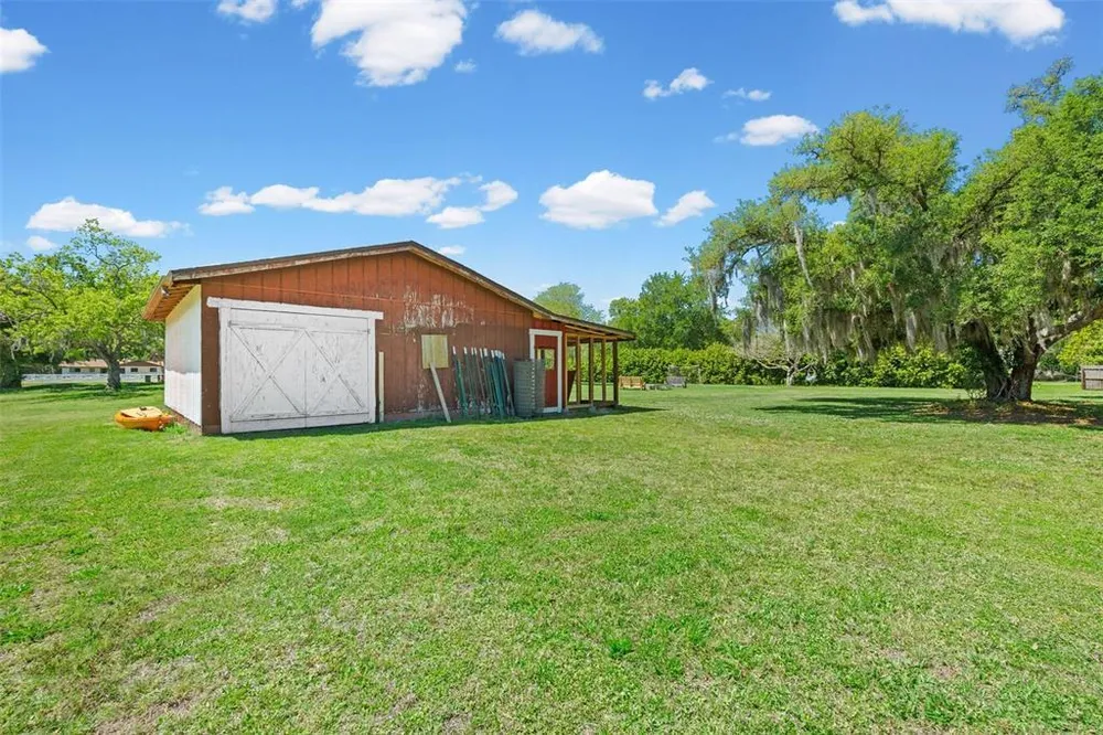 7605 Richardson Rd, Sarasota, FL 34240