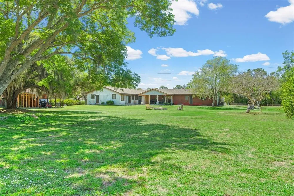 7605 Richardson Rd, Sarasota, FL 34240