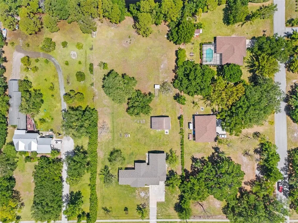 7605 Richardson Rd, Sarasota, FL 34240
