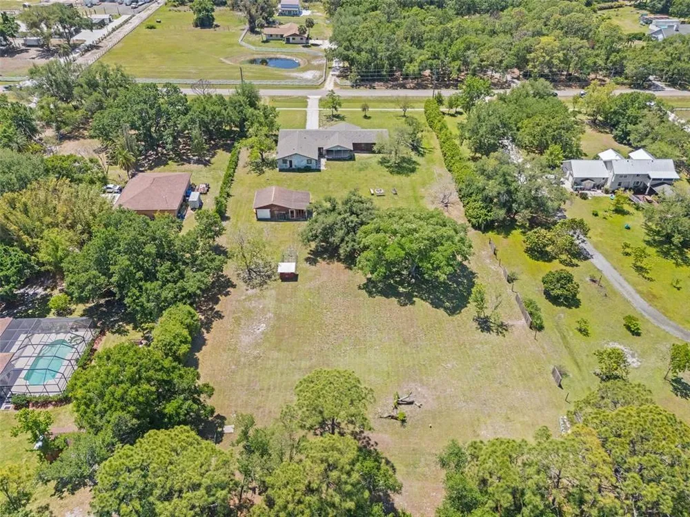 7605 Richardson Rd, Sarasota, FL 34240