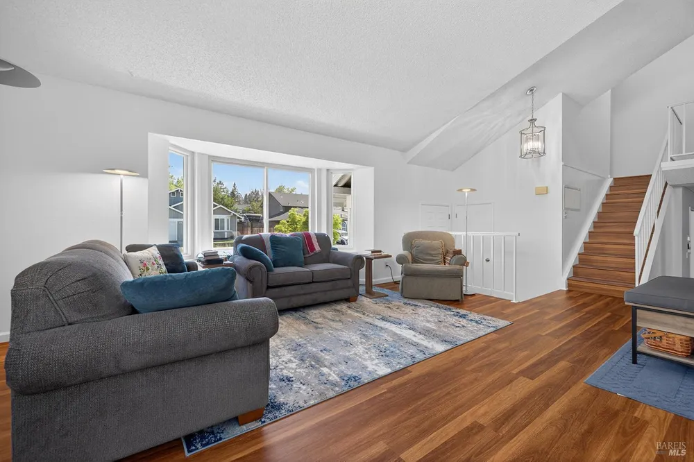 5410 Corbett Circle, Santa Rosa, CA 95403