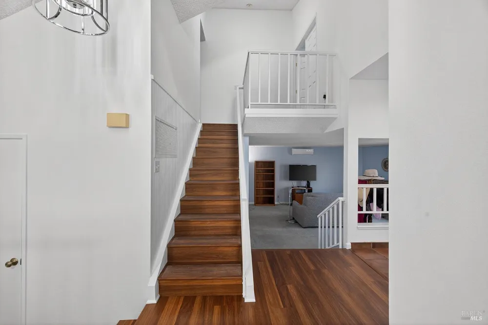 5410 Corbett Circle, Santa Rosa, CA 95403