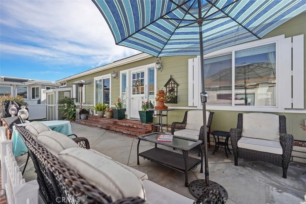 7 Saratoga, Newport Beach, CA 92660