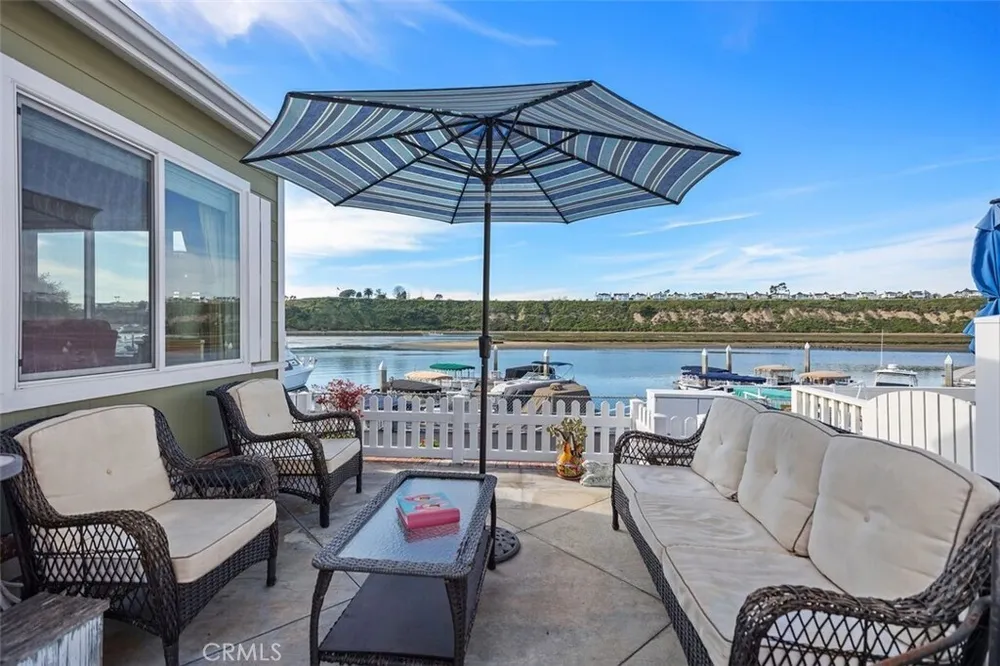 7 Saratoga, Newport Beach, CA 92660