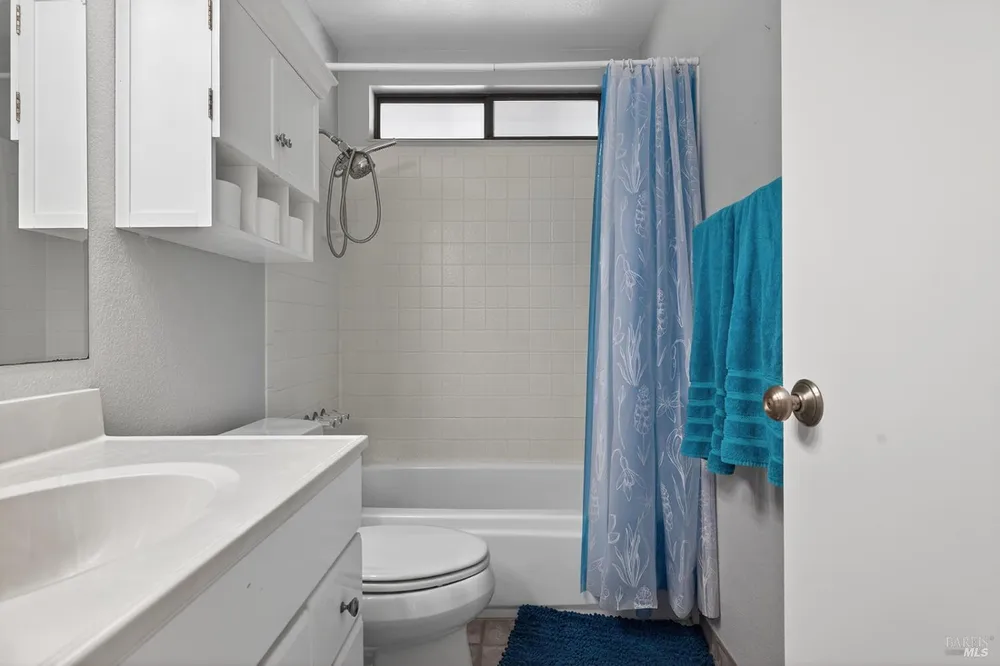5410 Corbett Circle, Santa Rosa, CA 95403