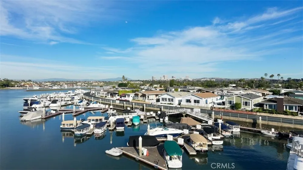 7 Saratoga, Newport Beach, CA 92660