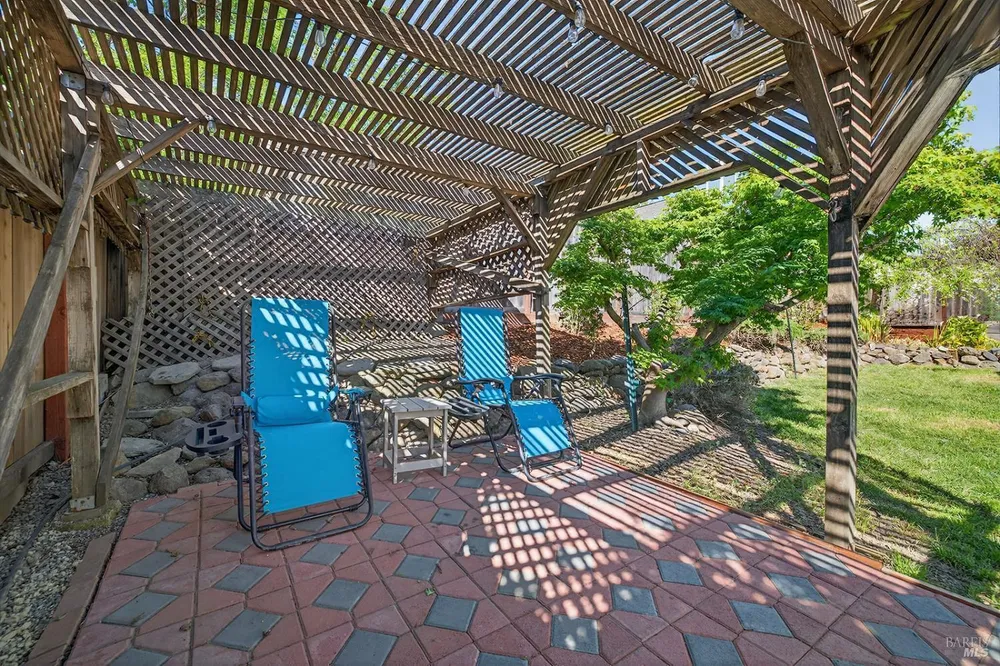 5410 Corbett Circle, Santa Rosa, CA 95403