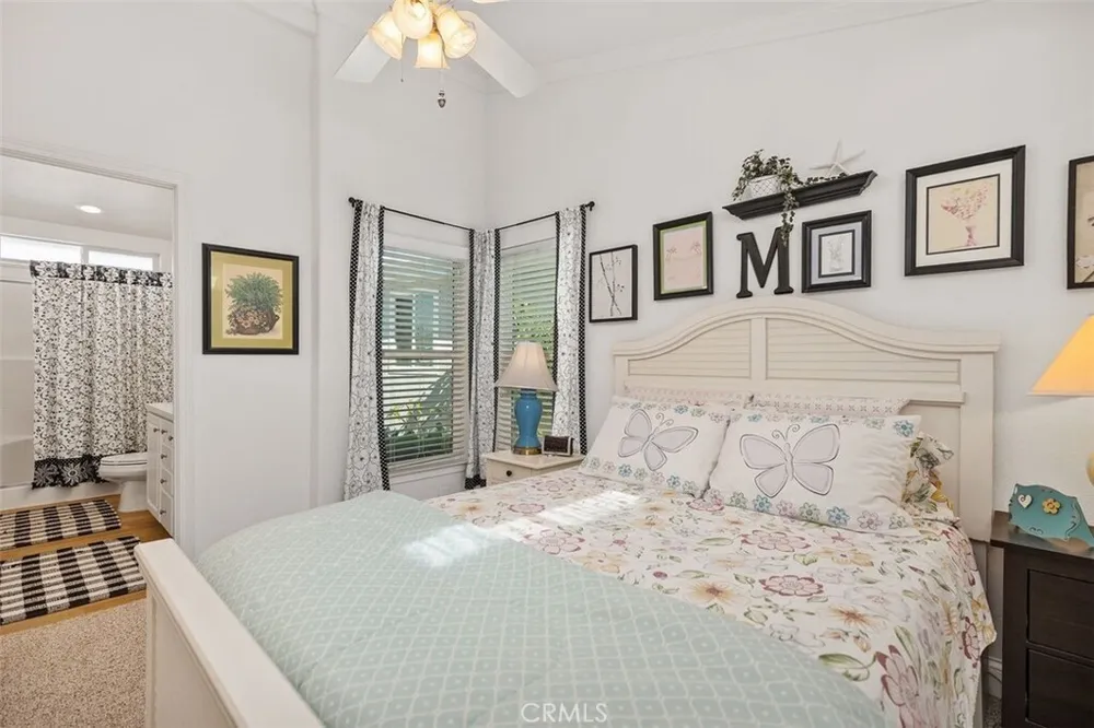 7 Saratoga, Newport Beach, CA 92660