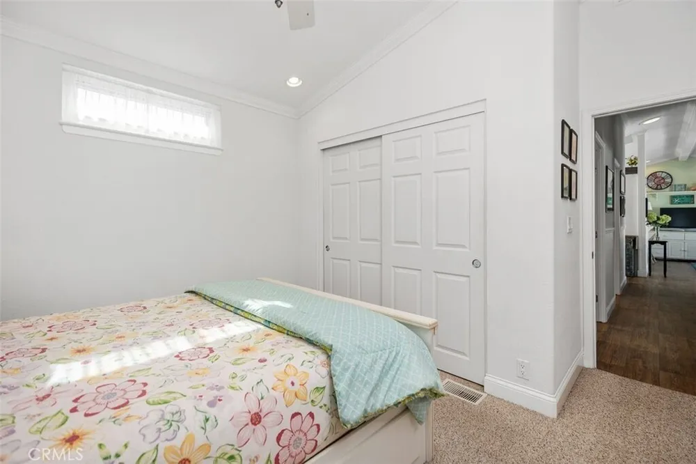 7 Saratoga, Newport Beach, CA 92660