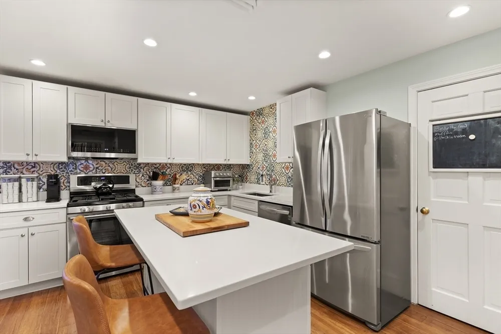 12 Jasper Ln, Randolph, MA 02368