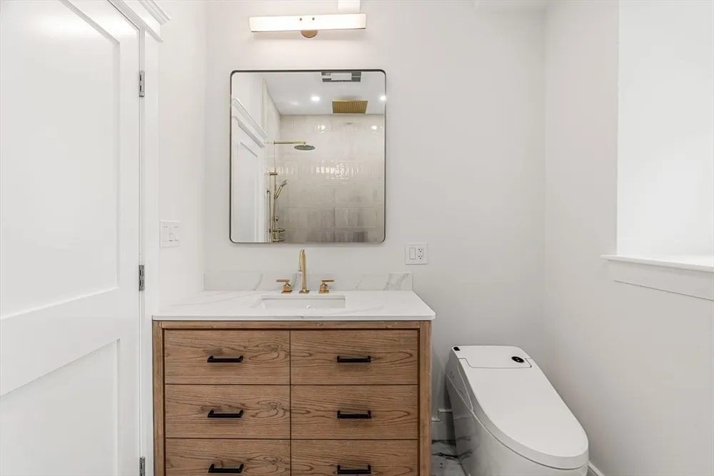 20 Wheeler Ln, Natick, MA 01760