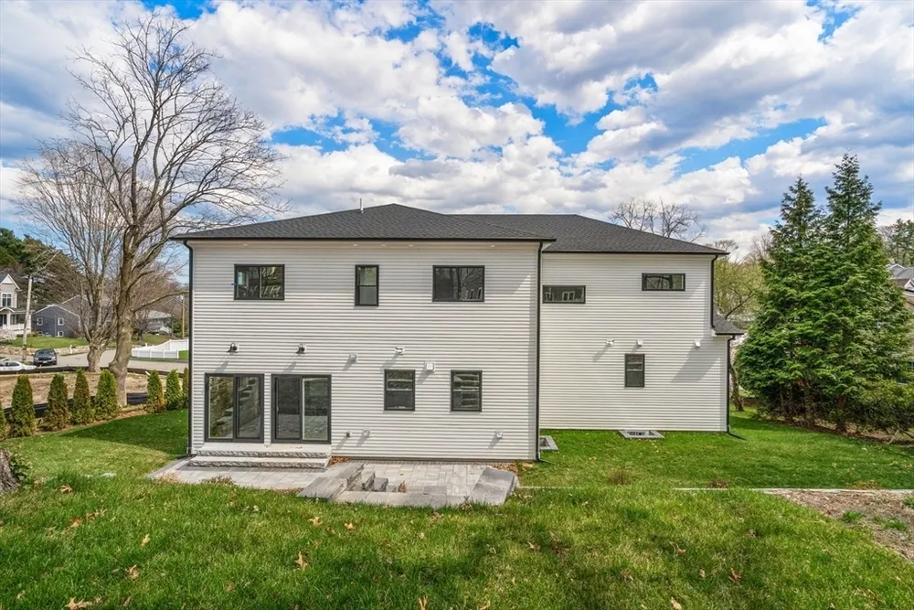 100 Woodbine Circle, Needham, MA 02494