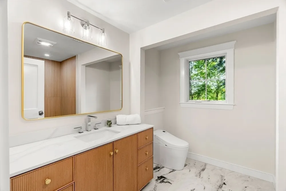 20 Wheeler Ln, Natick, MA 01760
