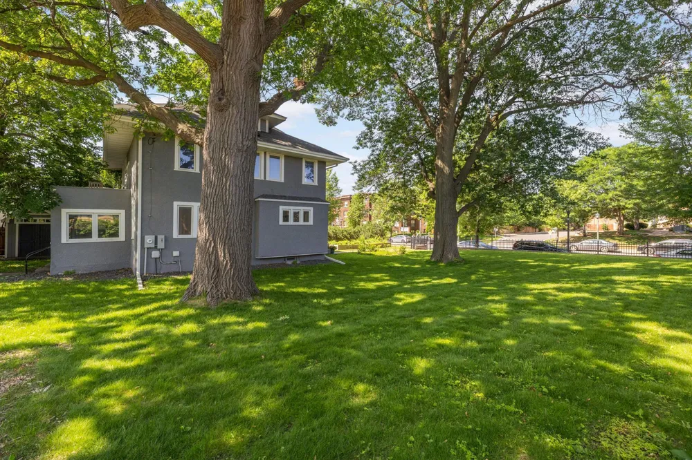 2213 Nicollet Ave, Minneapolis, MN 55404