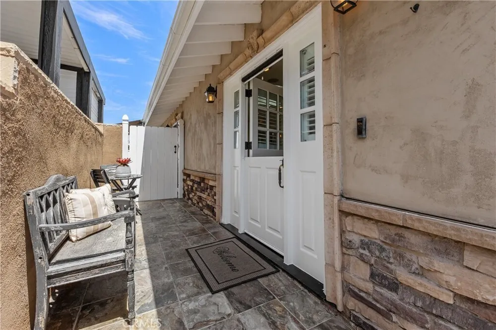 142 Liberty, Newport Beach, CA 92660