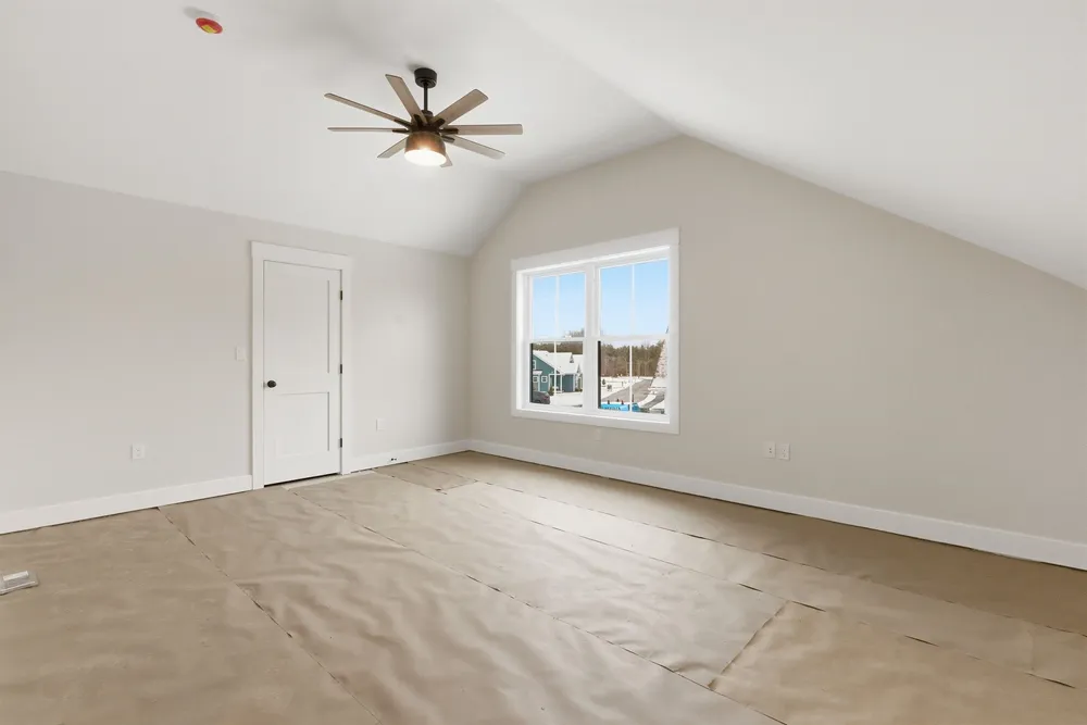 Lady Walsingham Way, Laconia, NH 03246