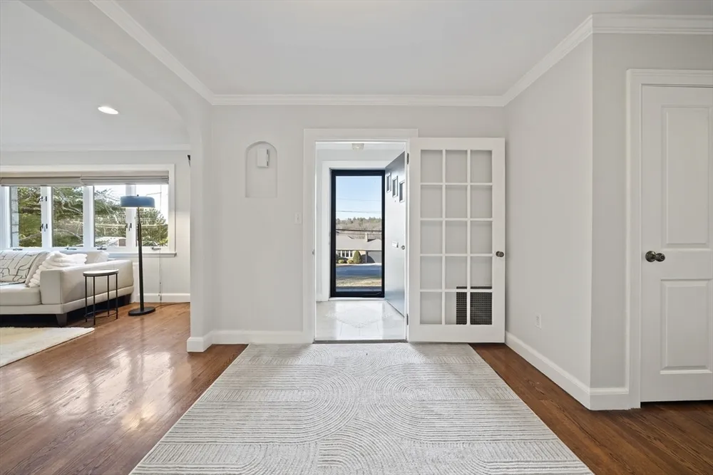 447 Dudley Rd, Newton, MA 02459