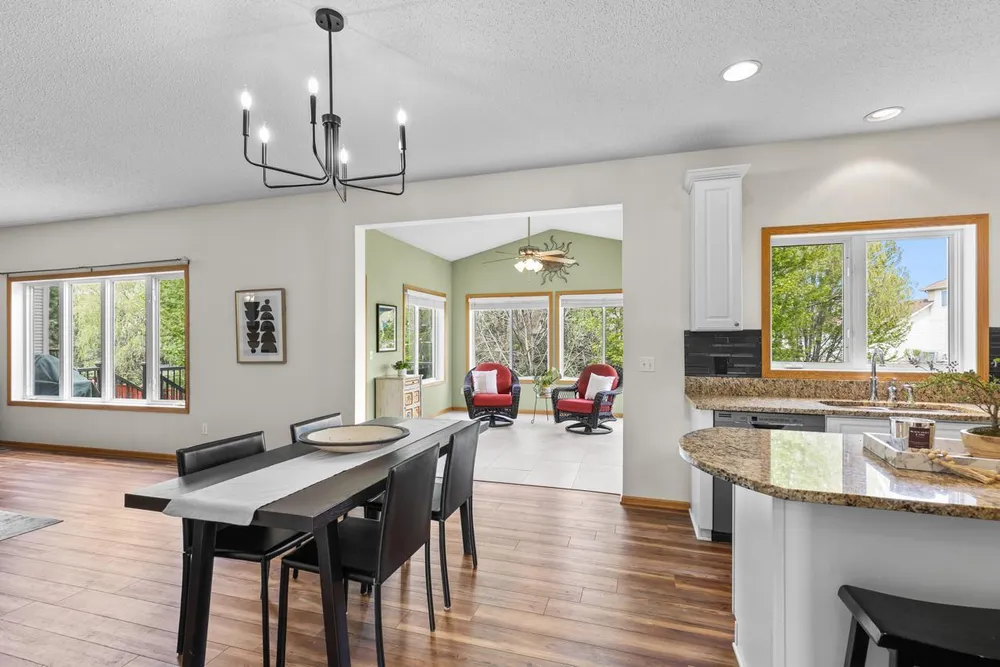 9724 Geisler Rd, Eden Prairie, MN 55347