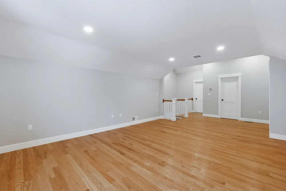 Lady Walsingham Way, Laconia, NH 03246