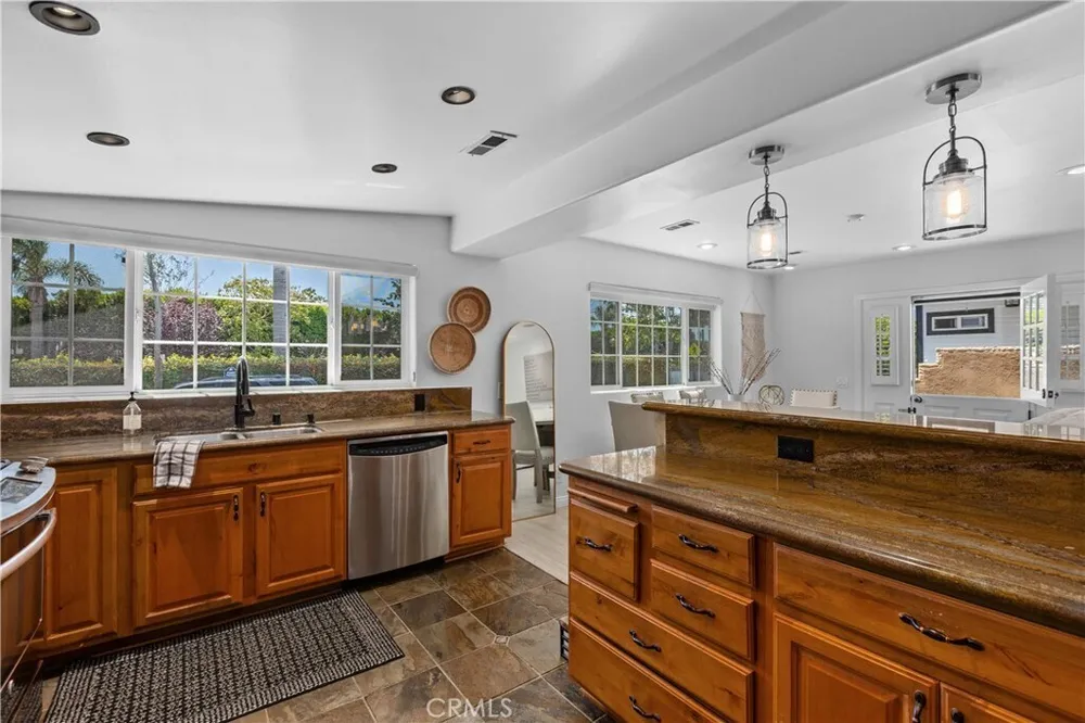 142 Liberty, Newport Beach, CA 92660
