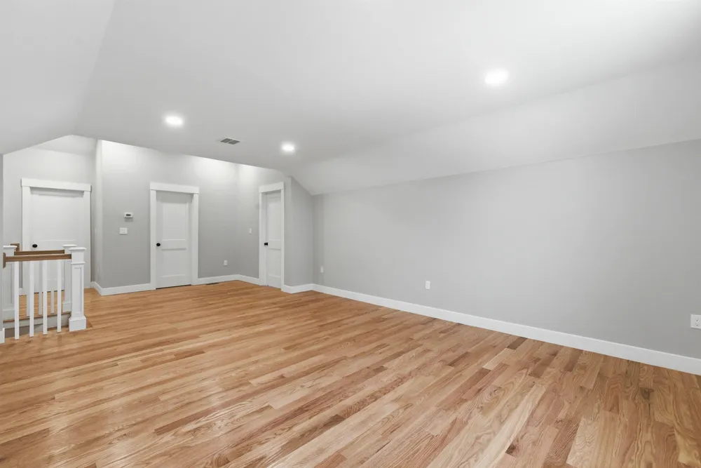 Lady Walsingham Way, Laconia, NH 03246