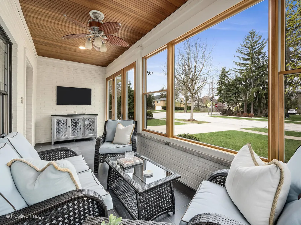451 S Spring Ave, La Grange, IL 60525