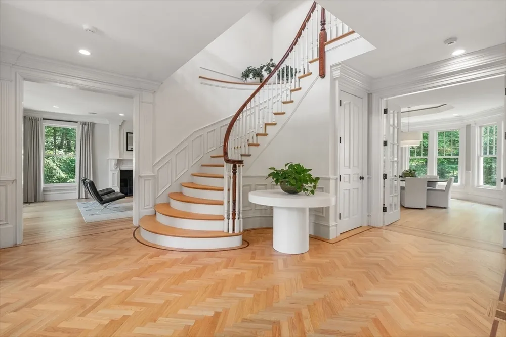 300 Glen Rd, Weston, MA 02493