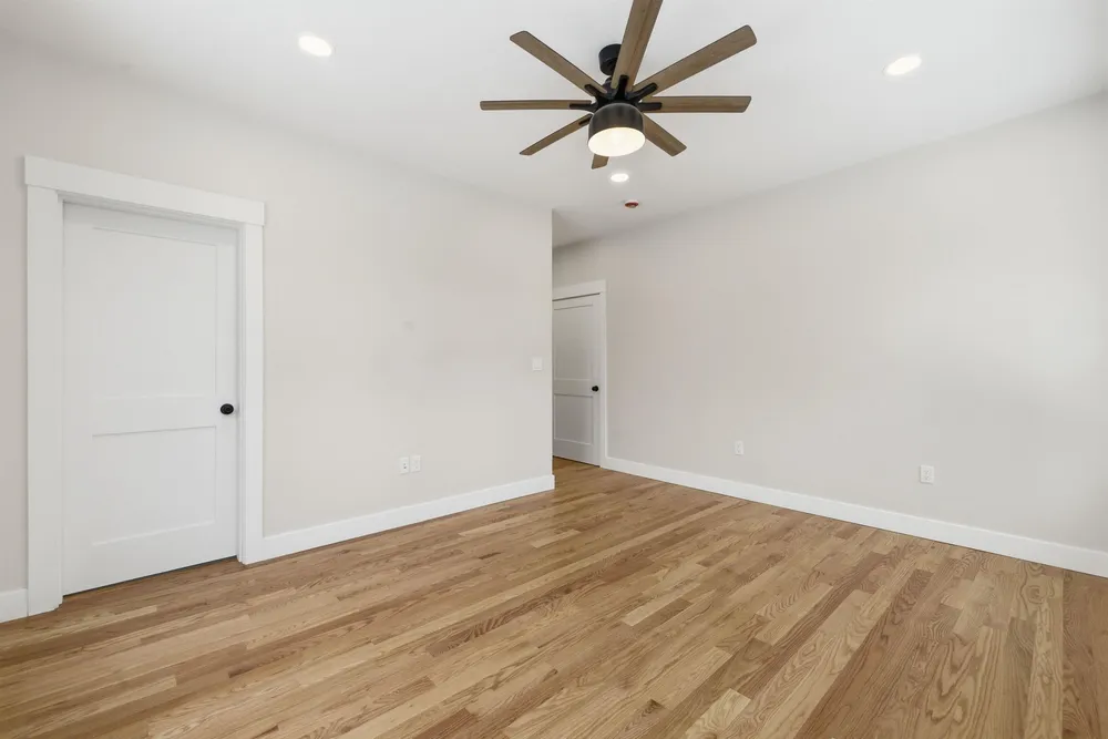 Lady Walsingham Way, Laconia, NH 03246