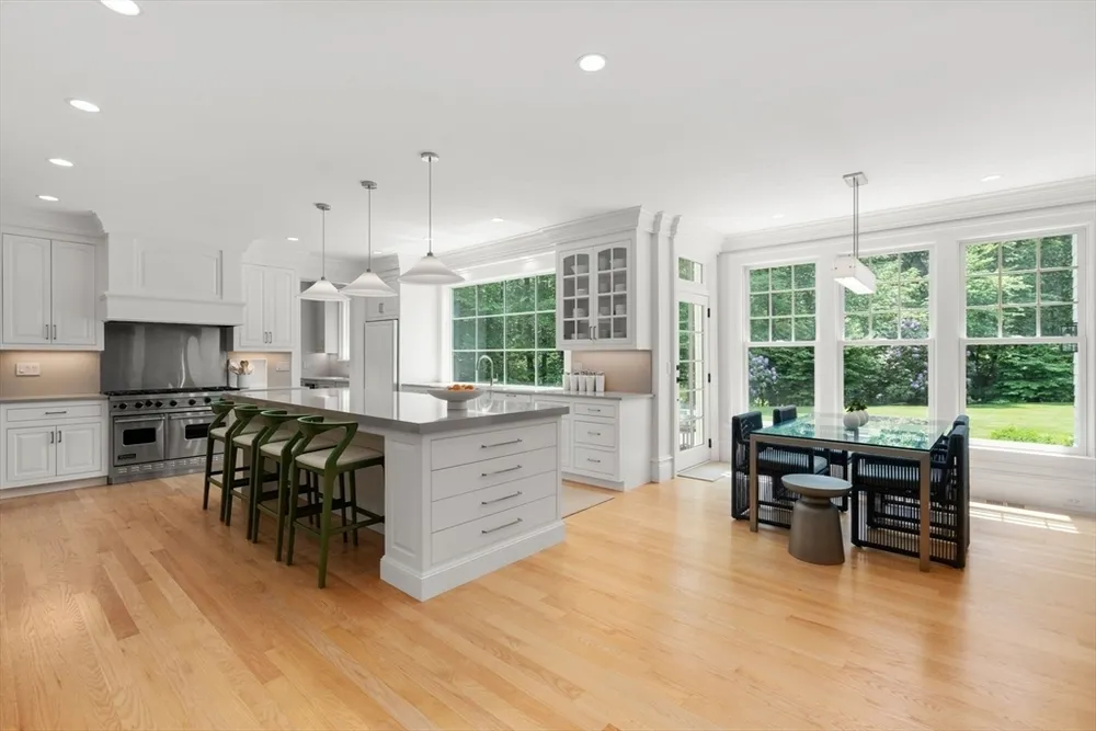 300 Glen Rd, Weston, MA 02493