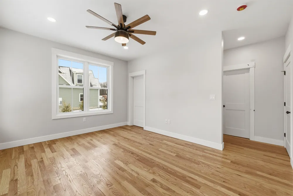 Lady Walsingham Way, Laconia, NH 03246