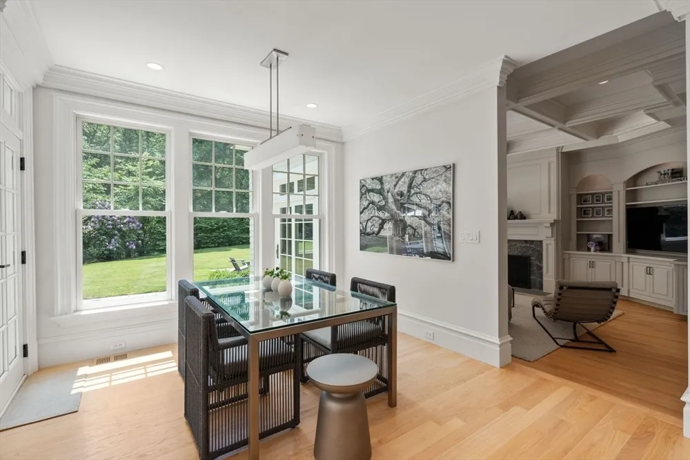 300 Glen Rd, Weston, MA 02493