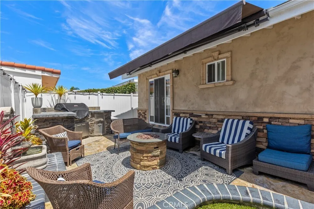 142 Liberty, Newport Beach, CA 92660