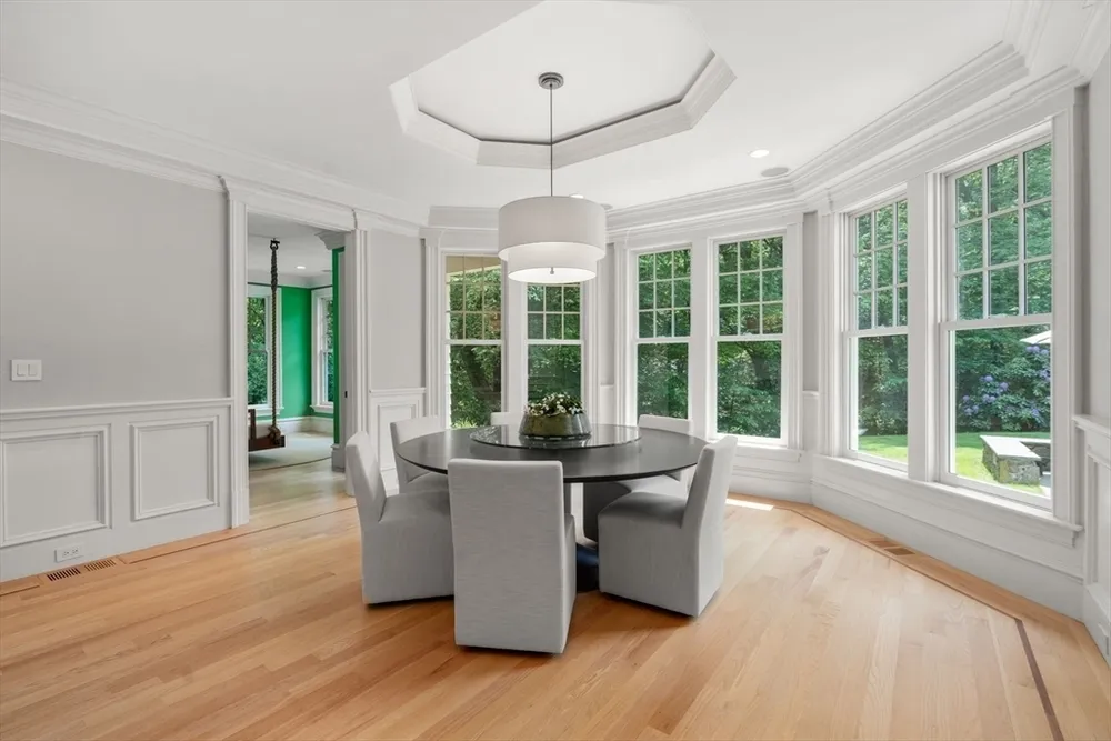 300 Glen Rd, Weston, MA 02493