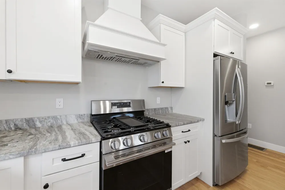 Lady Walsingham Way, Laconia, NH 03246