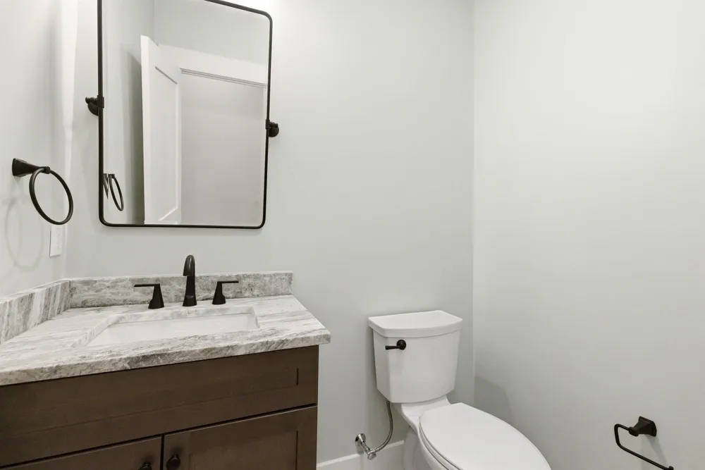 Lady Walsingham Way, Laconia, NH 03246