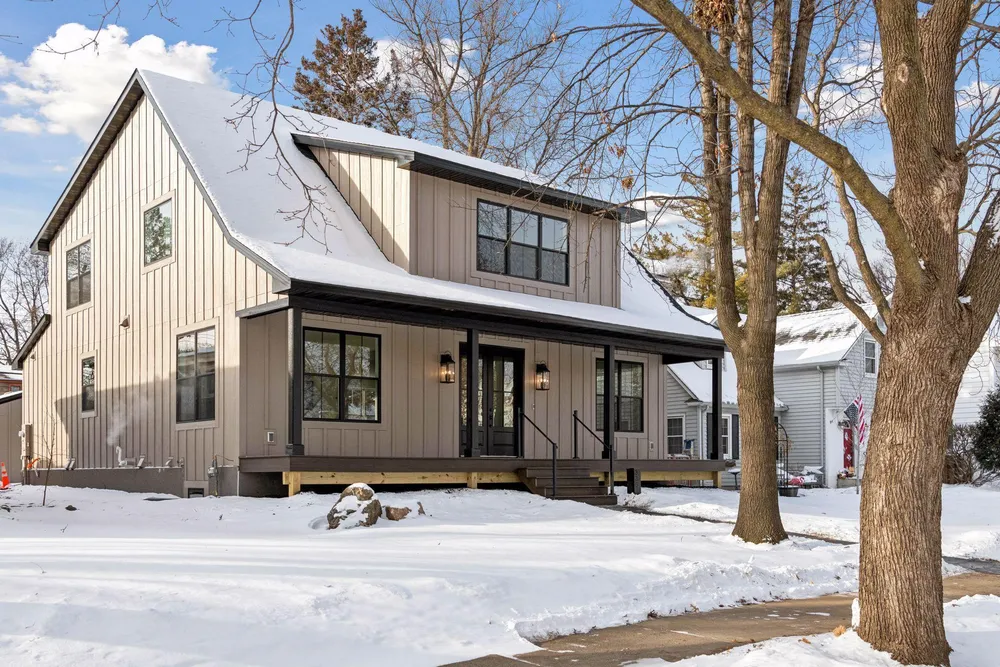 330 11th Ave N, Hopkins, MN 55343