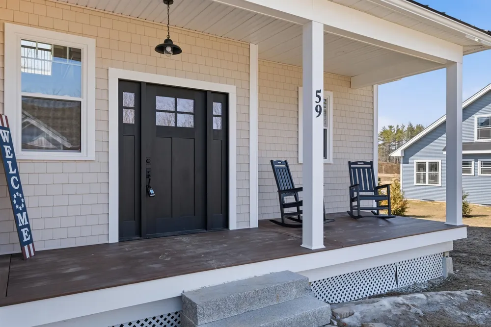 Lady Walsingham Way, Laconia, NH 03246