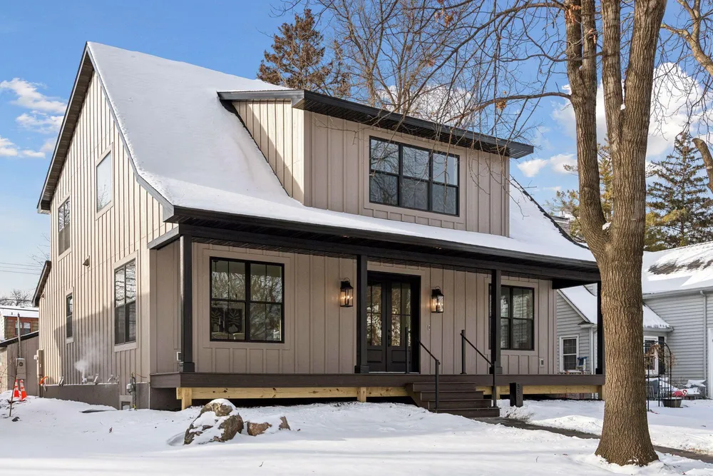 330 11th Ave N, Hopkins, MN 55343