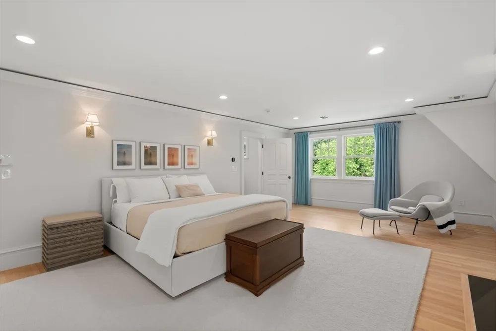 300 Glen Rd, Weston, MA 02493