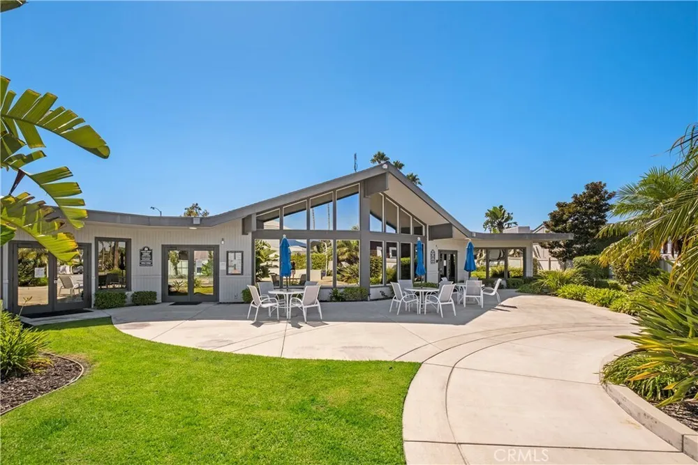 142 Liberty, Newport Beach, CA 92660