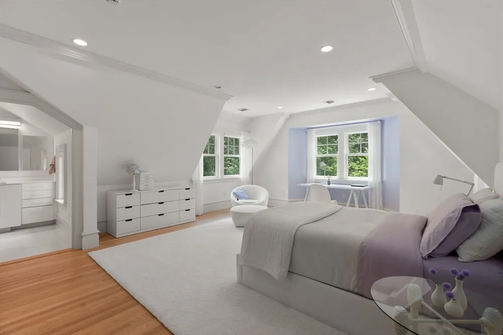 300 Glen Rd, Weston, MA 02493