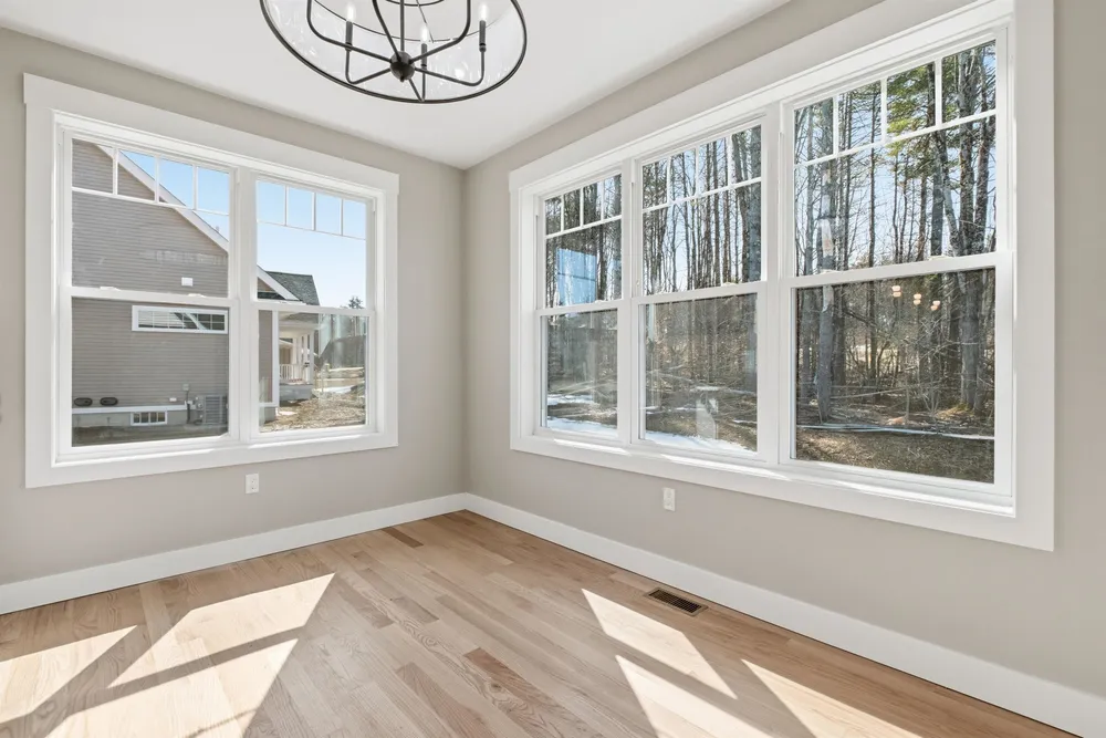 Lady Walsingham Way, Laconia, NH 03246