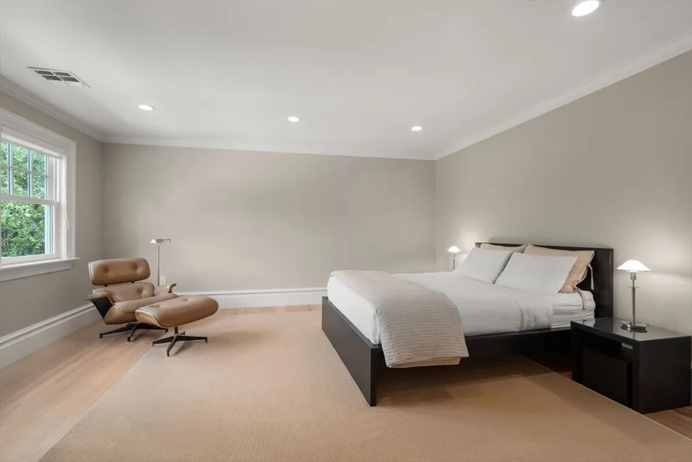 300 Glen Rd, Weston, MA 02493