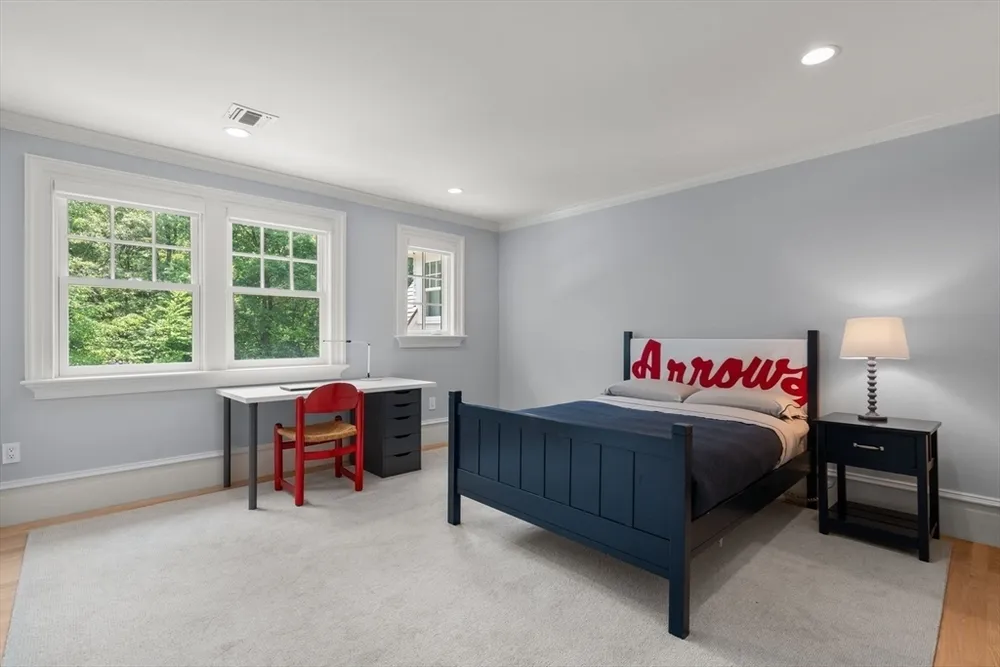 300 Glen Rd, Weston, MA 02493