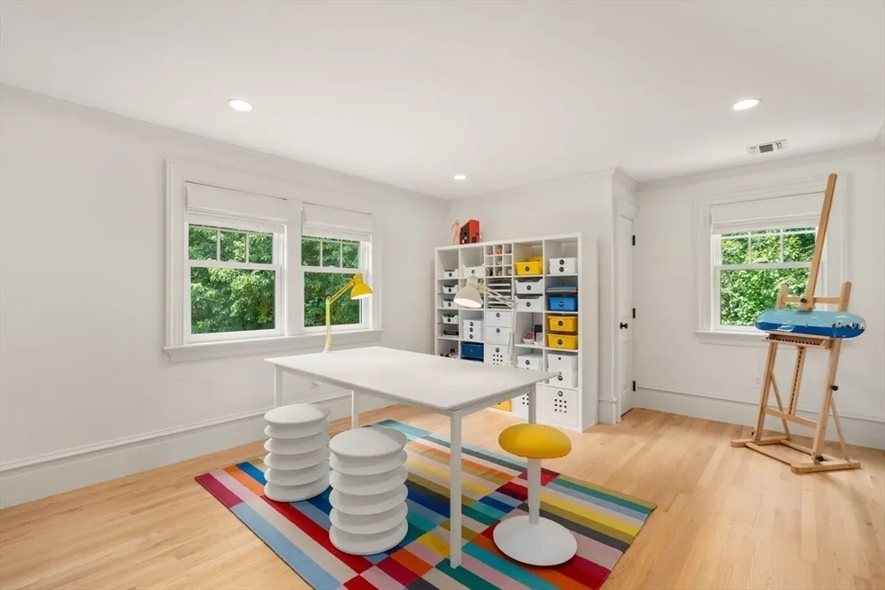 300 Glen Rd, Weston, MA 02493